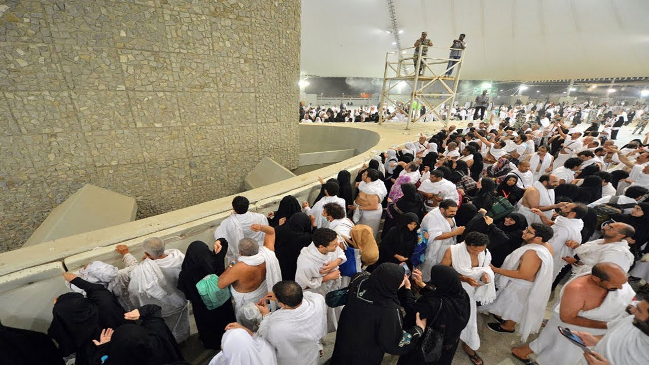حكم رمي جمرة العقبة بعد غروب شمس يوم النحر