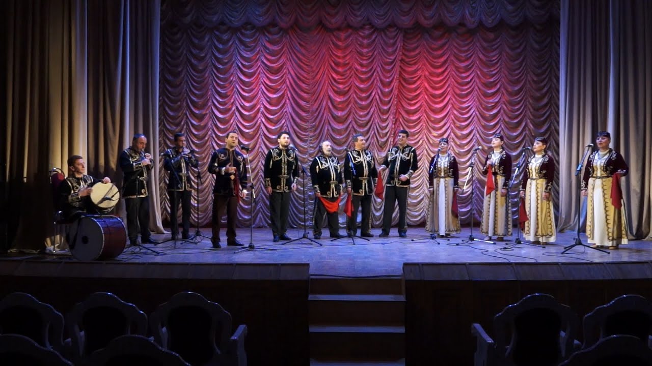 Ակունք ազգագրական համույթ