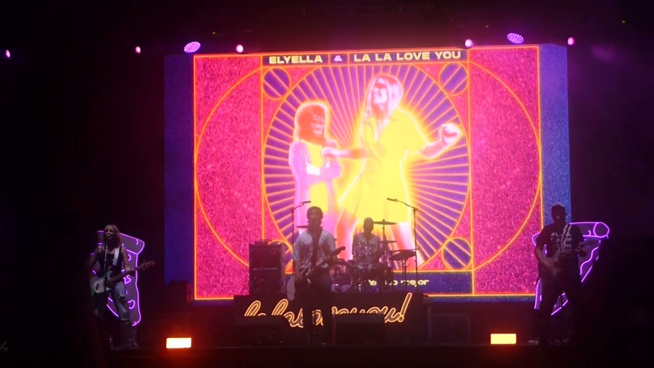 12 La La Love You- Que Nada Nos Pare