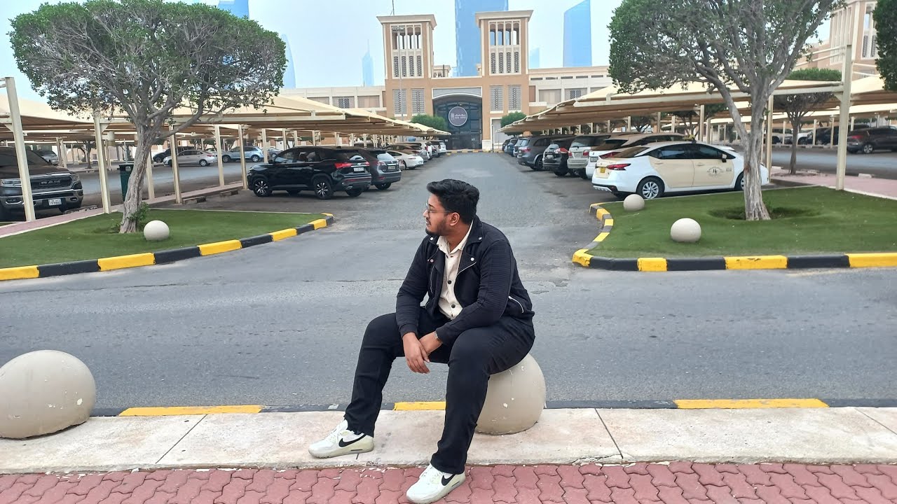 Exploring the Mall built on the Sea Souq Sharq (Kuwait Series Ep. 3) 🇰🇼