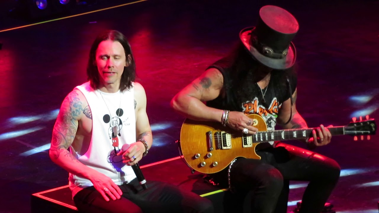 Slash ft.Myles Kennedy & The Conspirators 