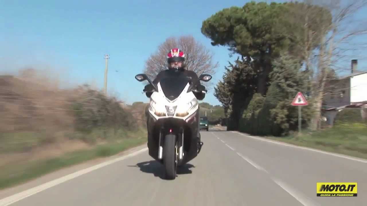 Moto.it. La prova su strada dell'Aprilia SRV 850