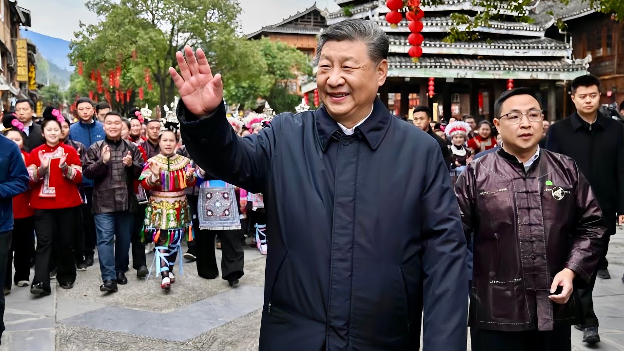 习近平在贵州黔东南苗族侗族自治州、贵阳市等地考察调研：坚持以高质量发展统揽全局，在中国式现代化进程中展现贵州新风采；丁薛祥会见英国能源安全和净零排放大臣；韩正会见英国伦敦金融城市长