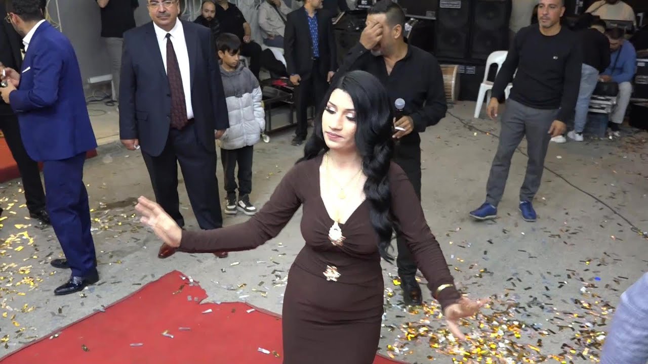 Bak Nasıl Çatlatıyor Roman Düğünleri Bak Nasıl Çatlatacam Çat Çat
