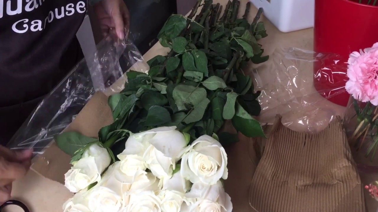 How to Dye Blue Roses From White Roses | Flower Technique | Huamama