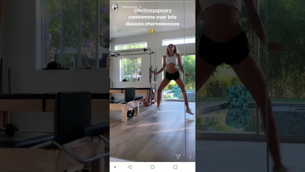 MILEY CYRUS SHOW OFF HER TWERKING SKILLS
