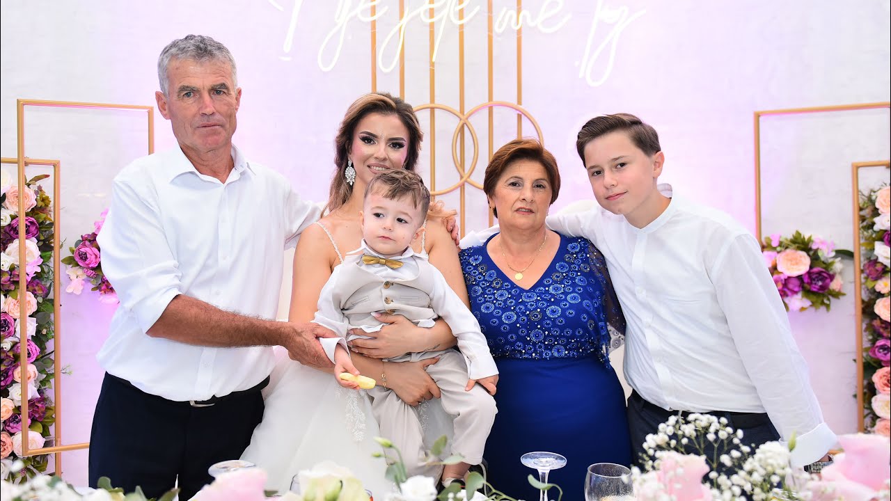 Familja Dragoti Hap Dasmen e Vajzes (Agron Zhuga , Admirim Muka LIVE)