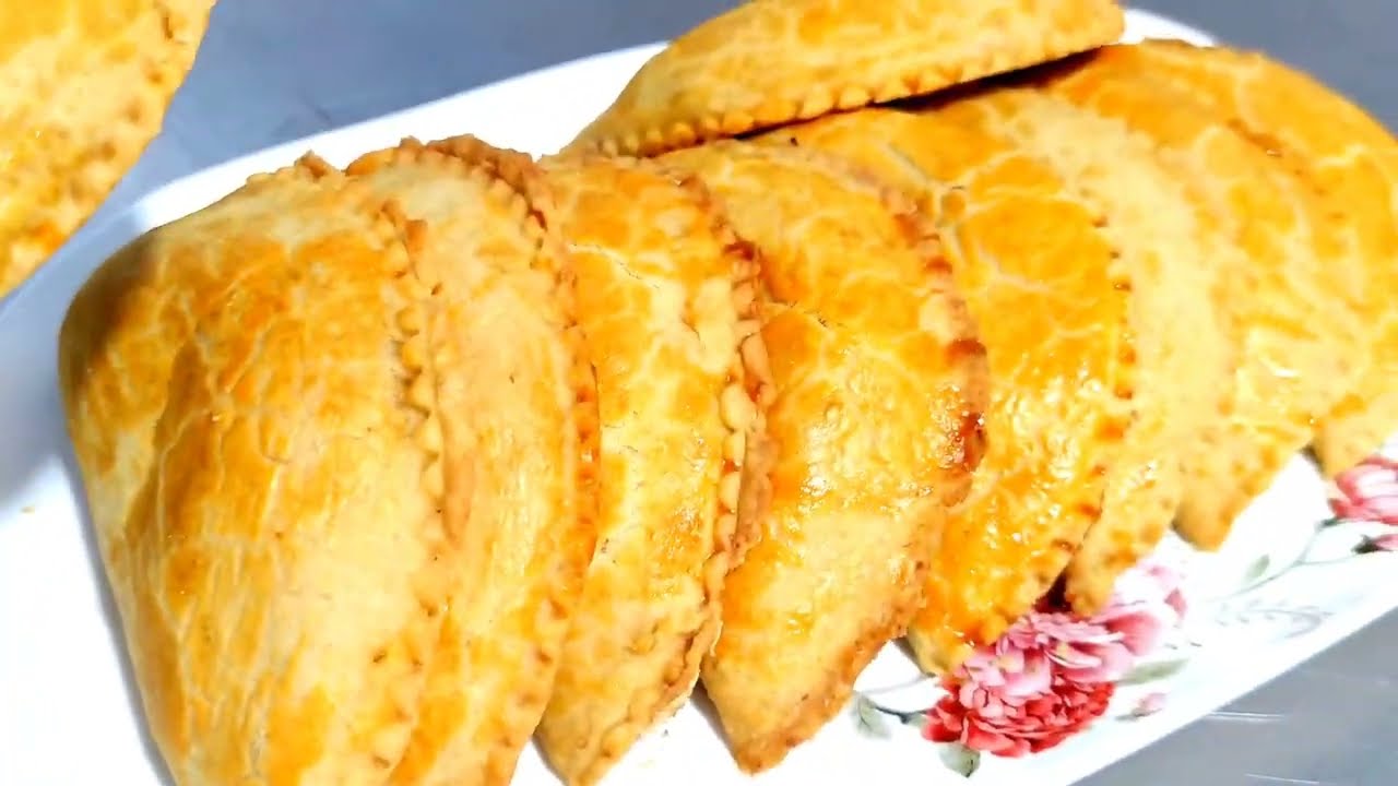 pastel assado de milho, massa que derrete na boca