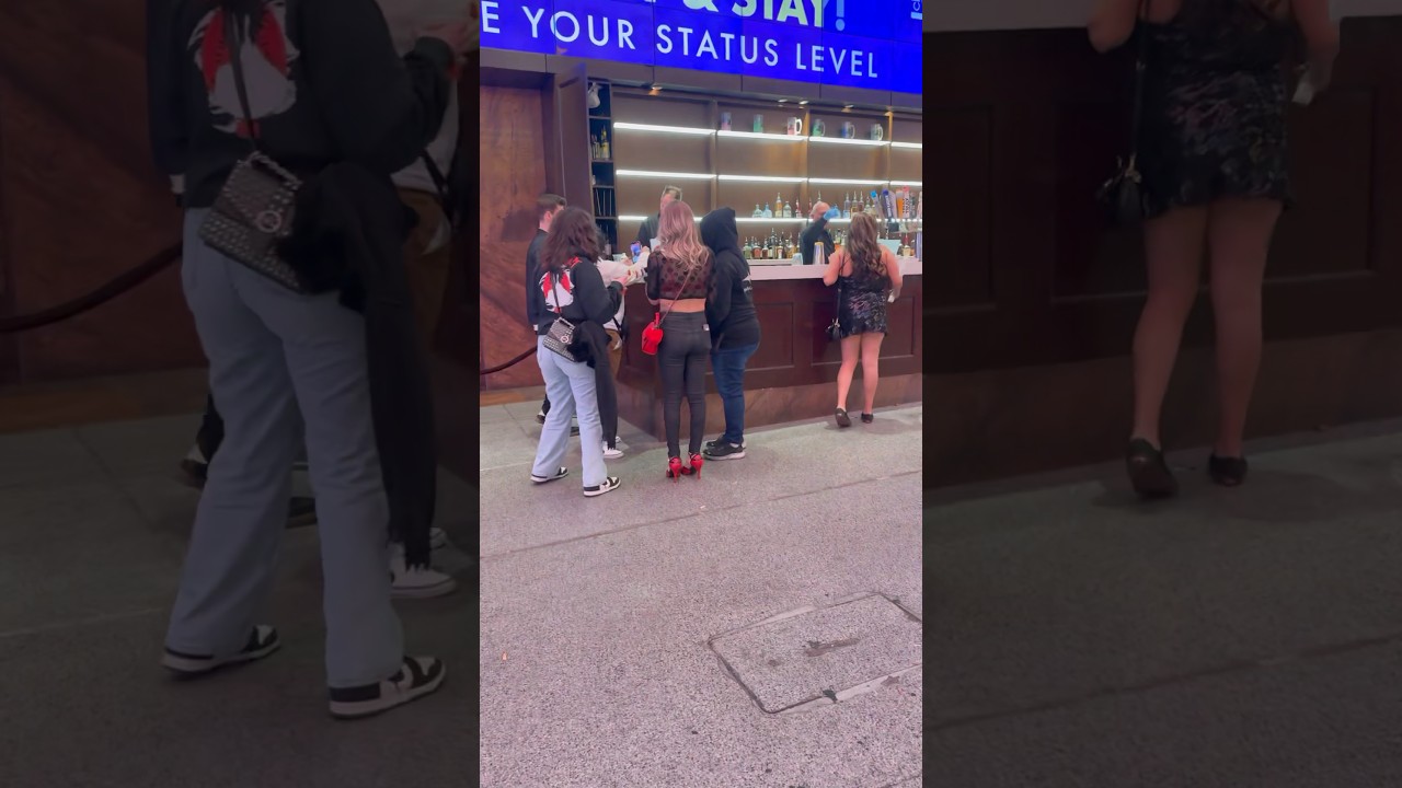 Fremont Street Experience Las Vegas Walking Tour: Discover the Nightlife