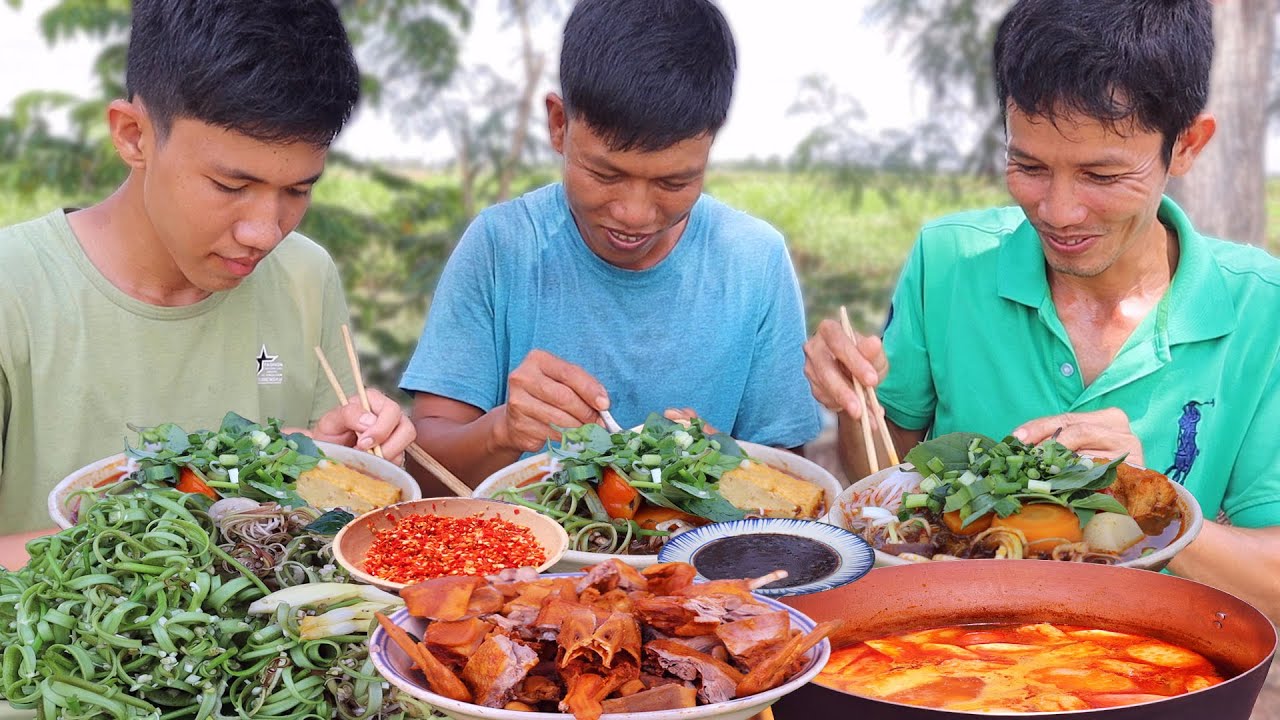 Làm Nồi Bún Riêu Vịt Siêu Ngon Đậm Đà Hương Vị Quê Nhà Miền Tây