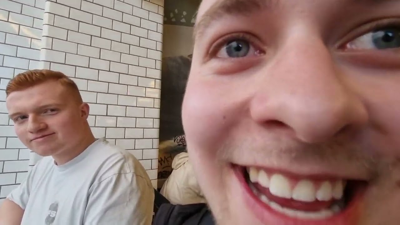 Cornern, Chillen und Lümmeln auf Lock in Berlin