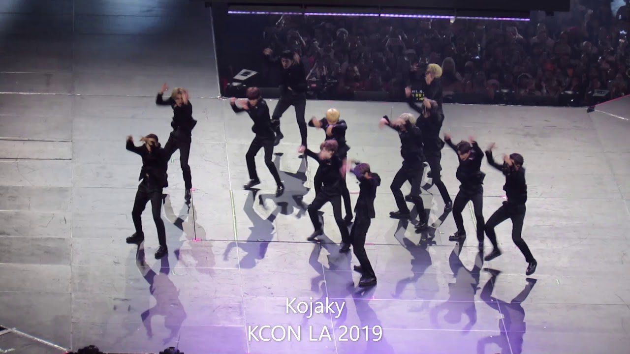 SEVENTEEN (세븐틴) - HIT at KCON LA 2019
