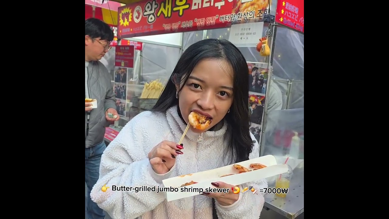 Everything we ate in BIFF Square, Busan! Would you try this? 🤤 #busan #busanvlog #southkoreatravel 