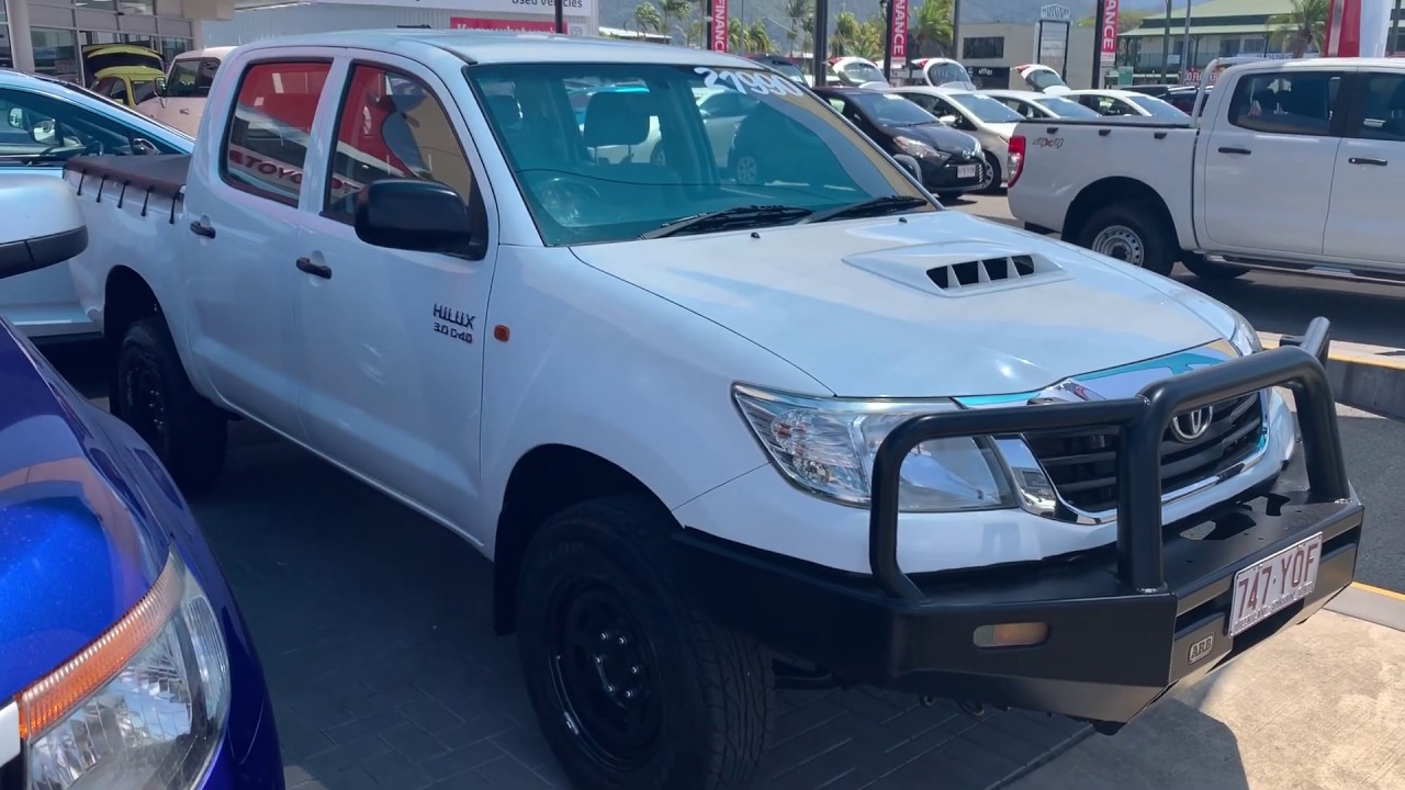 2013 Toyota Hilux SR