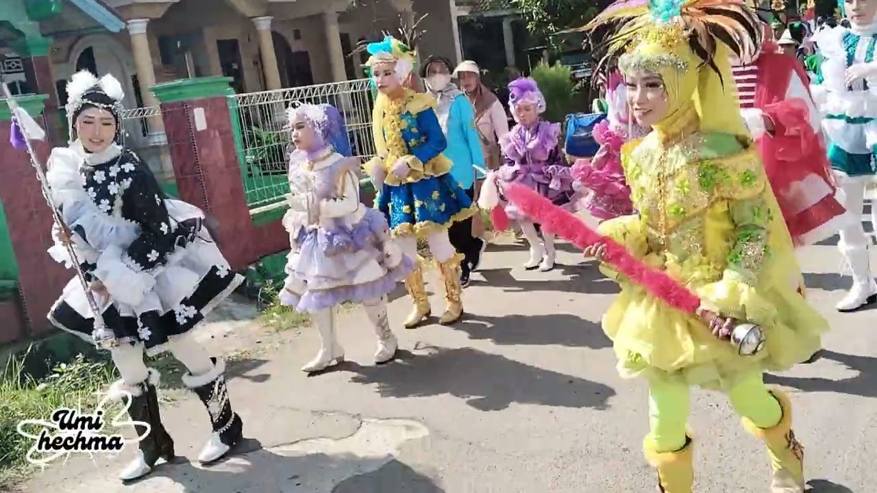 Karnaval desa padakaton,Diva shoutun jamil Min 4 brebes