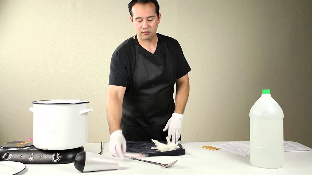 How to dye feathers using Cushing Perfection Dye from Moonlight Feather