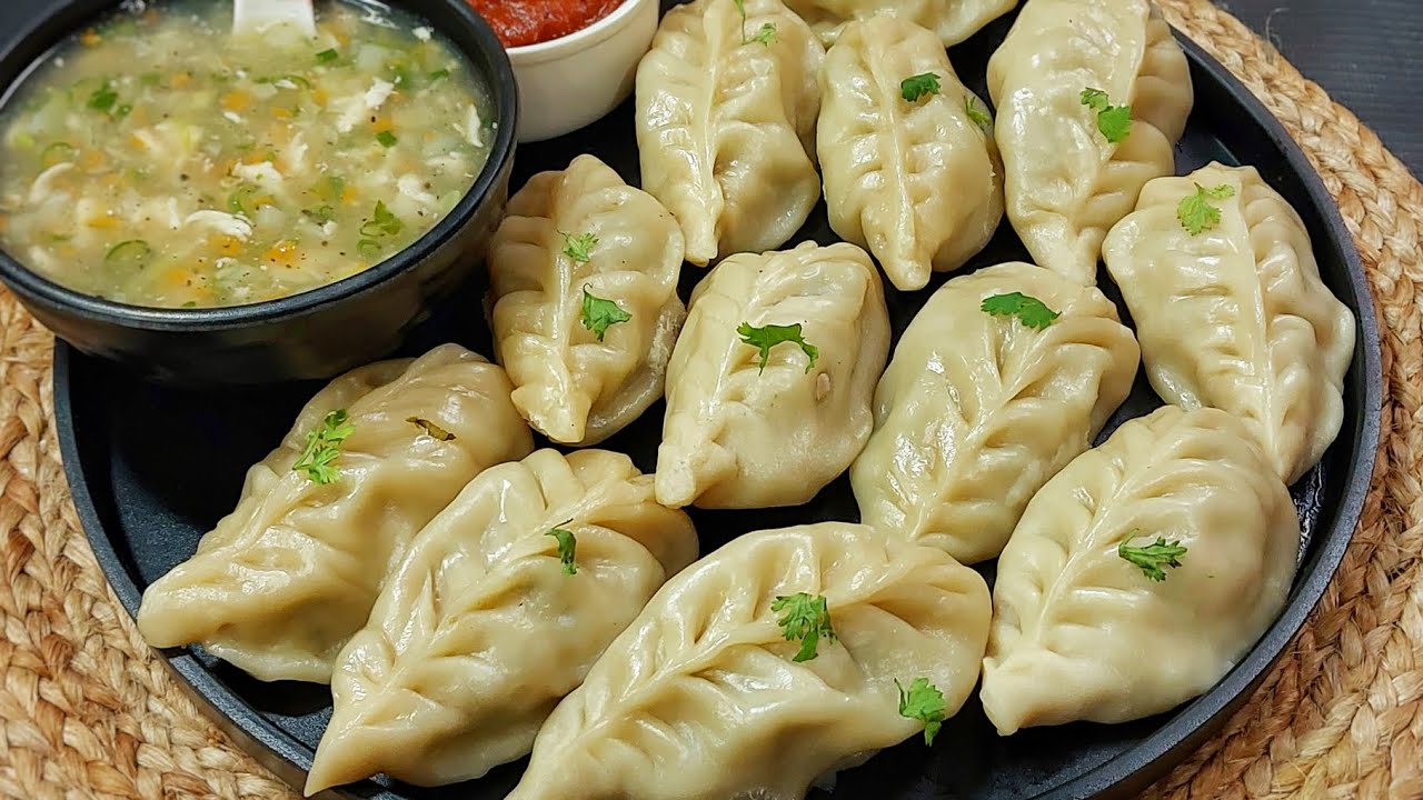 Рецепт куриных момо с чатни и куриным супом | Куриные паровые момо 5 разных форм