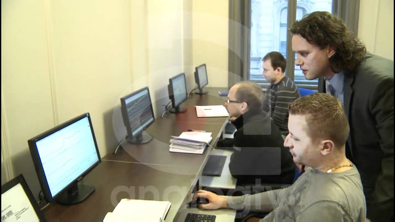 BANI REALI, DIN LUMEA VIRTUALĂ