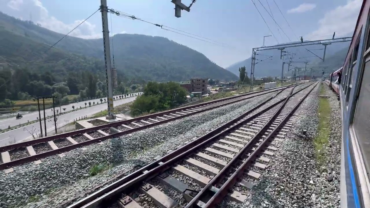 First Train in Kashmir | Vande Bharat & Rail Line Update Kashmir Rail Service Begins