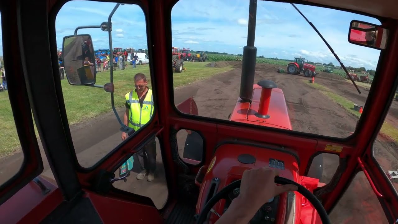 [GoPro] Tractor pulling (VolvoBM 800)