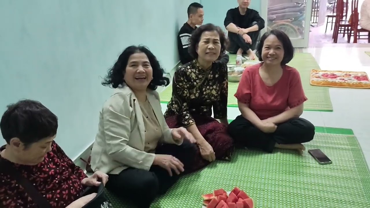 2 tết nhà ngoại 