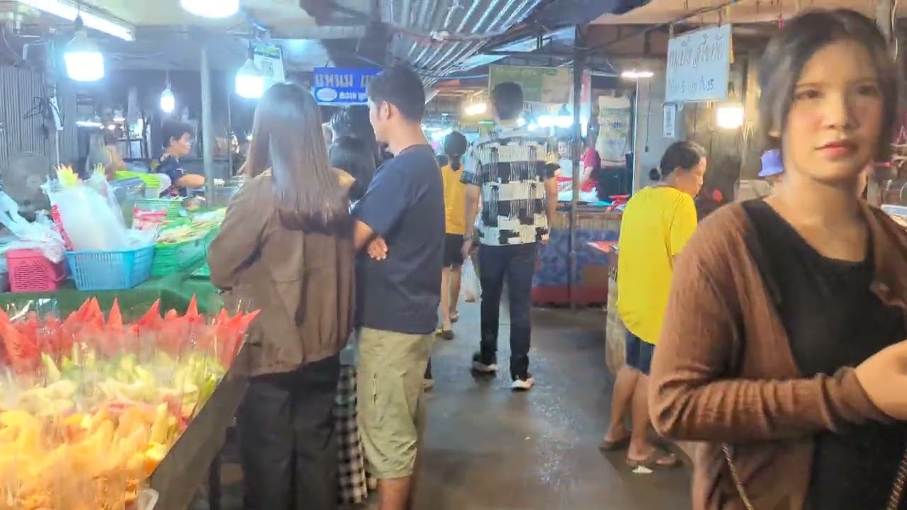 Sisaket Train Station Night Market 