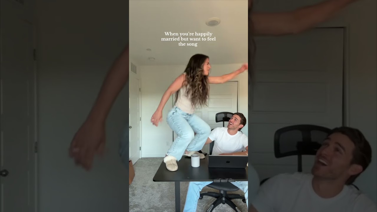 Когда ты счастливо женат, но всё равно хочешь прочувствовать песню😂