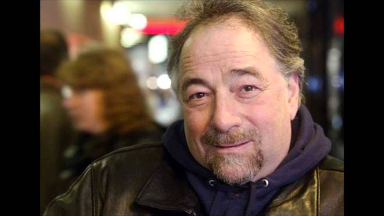 Caller Rips Michael Savage for Being a Boring Writer - May 7, 2013