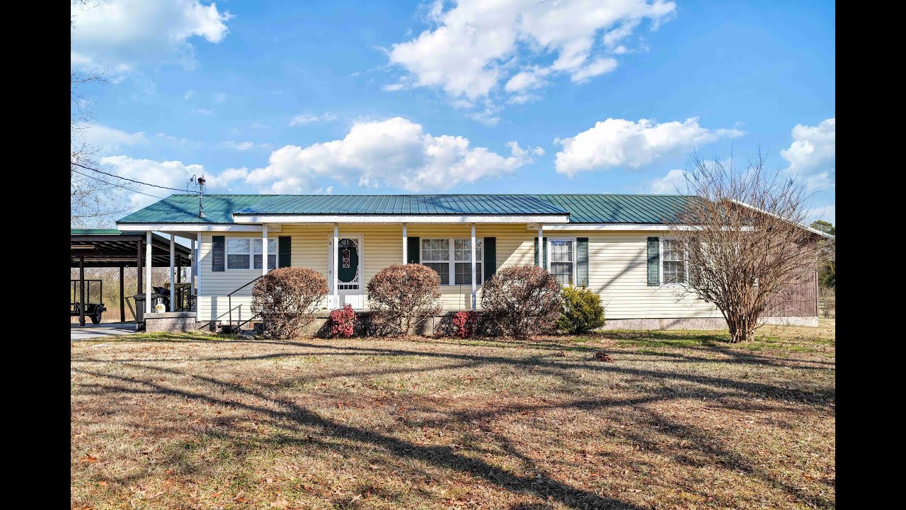3 BR, 1 BA on 7.26 +/- AC! 8221 Pine Ridge Rd., Ooltewah, TN