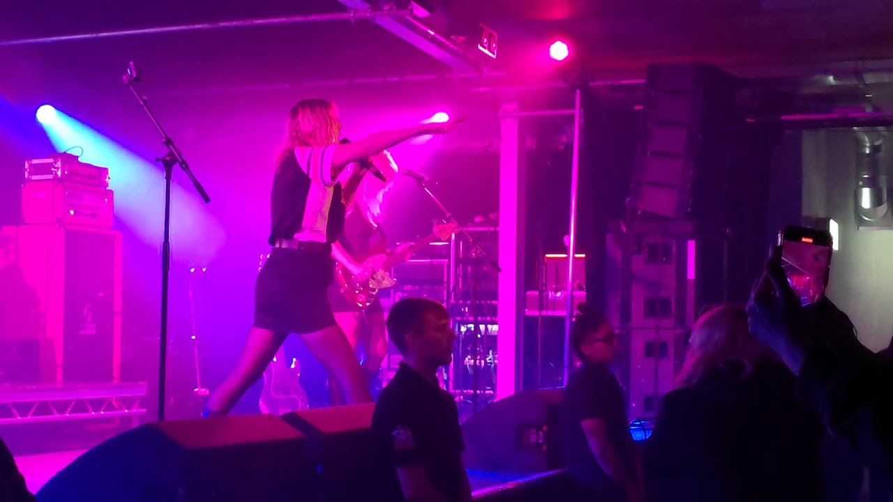 Lambrini Girls - Bad Apple - Project House - Leeds - 28/11/25 - 4K