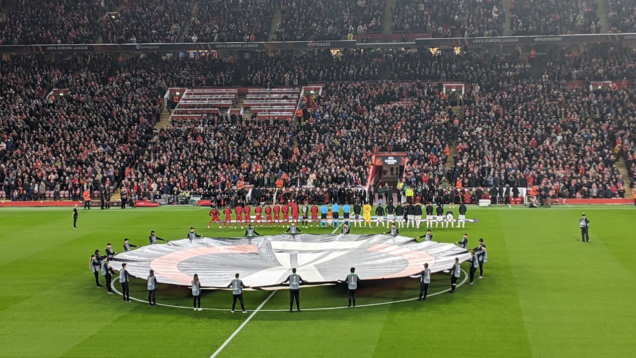 Liverpool pay their respects to Bill Kenwright at Anfield - He Ain't Heavy He's My Brother - RIP