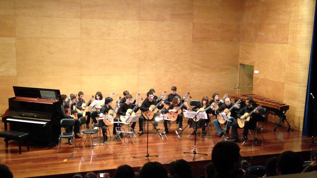 Vivaldi - Orquestra de guitarras do Conservatório de Música Viseu