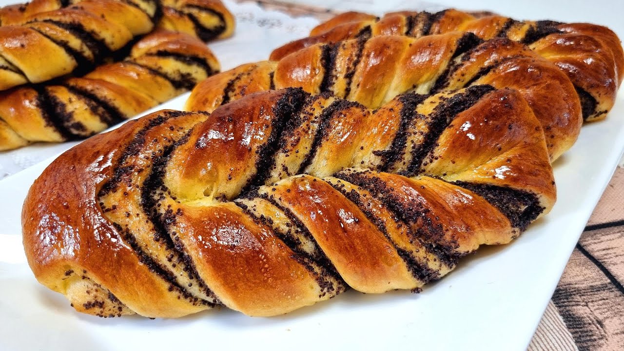 Сдобные маковые плетёнки./ Poppy braiding