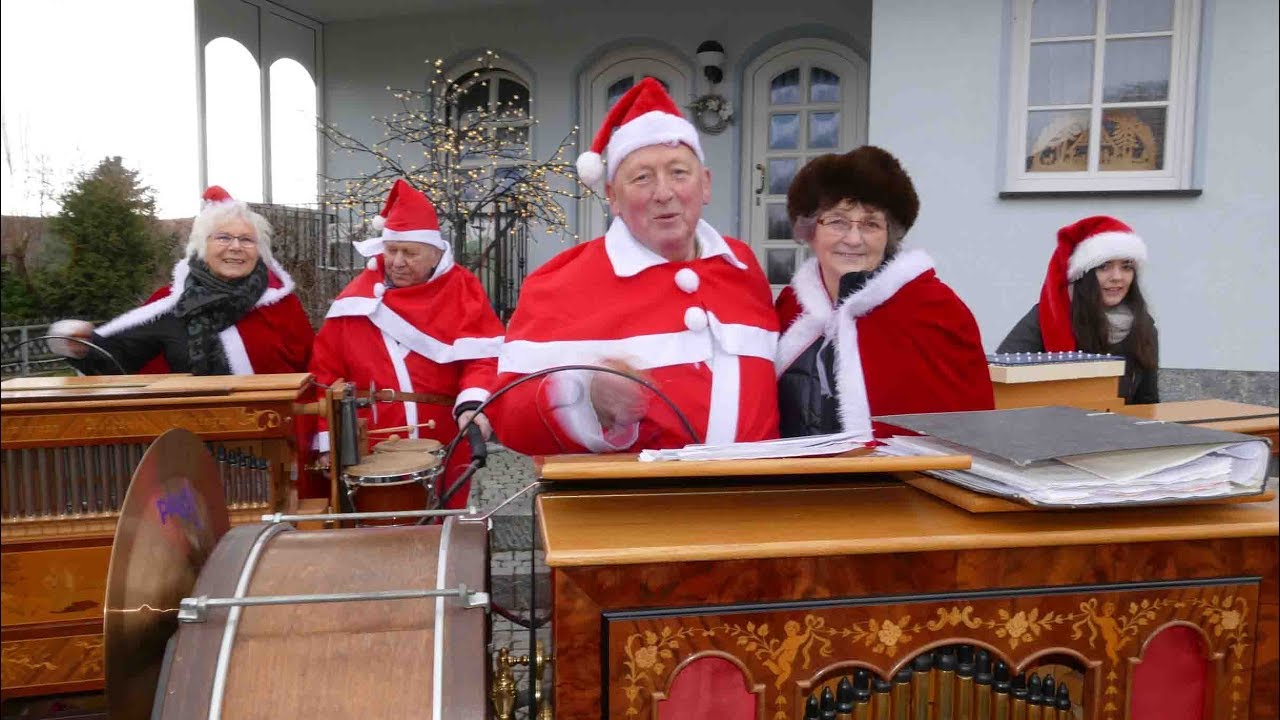 Glühwein zu Heiligabend  in Saathain 2018