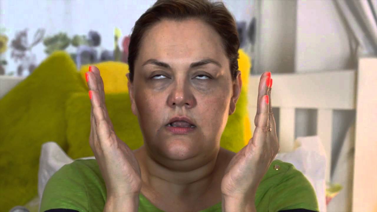 How to Use Therapist's Secret Facial Oil - Caroline Hirons