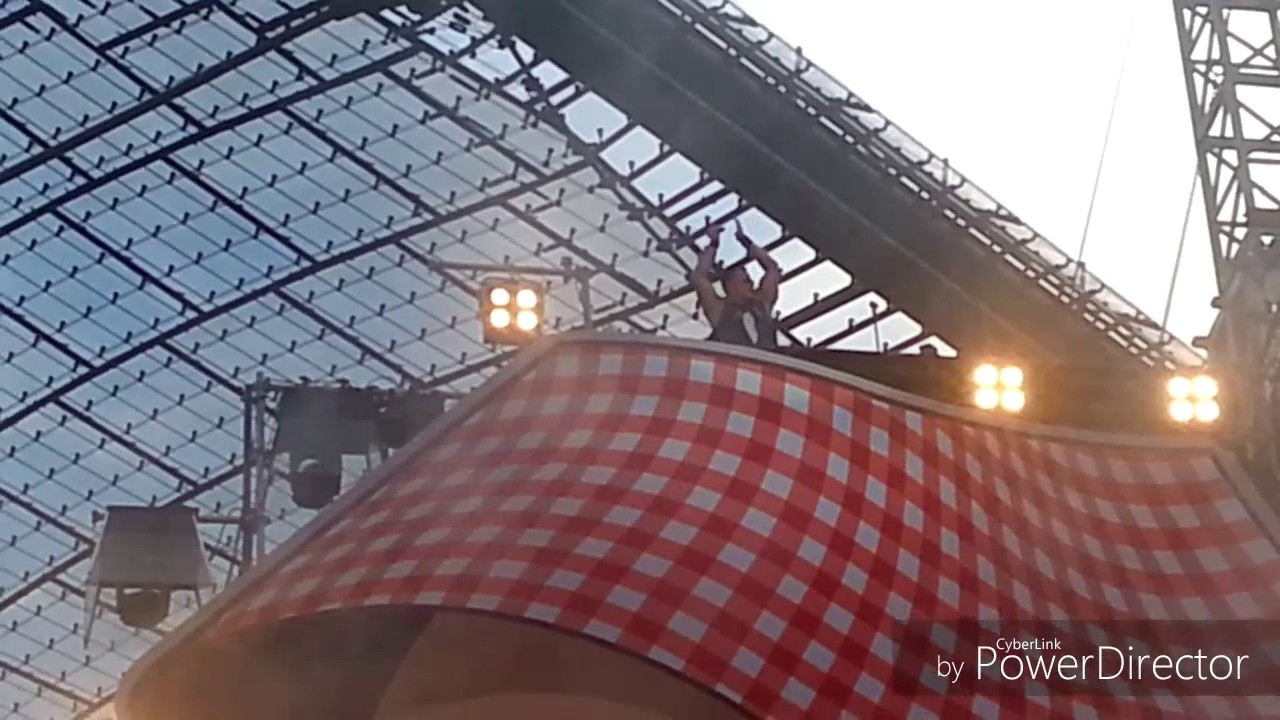 Andreas Gabalier Hulapalu Intro München 2016