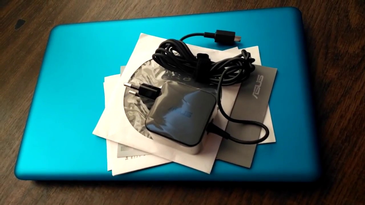 Розпакування Asus EeeBook E202SA  Thunder Blue з Rozetka.com.ua