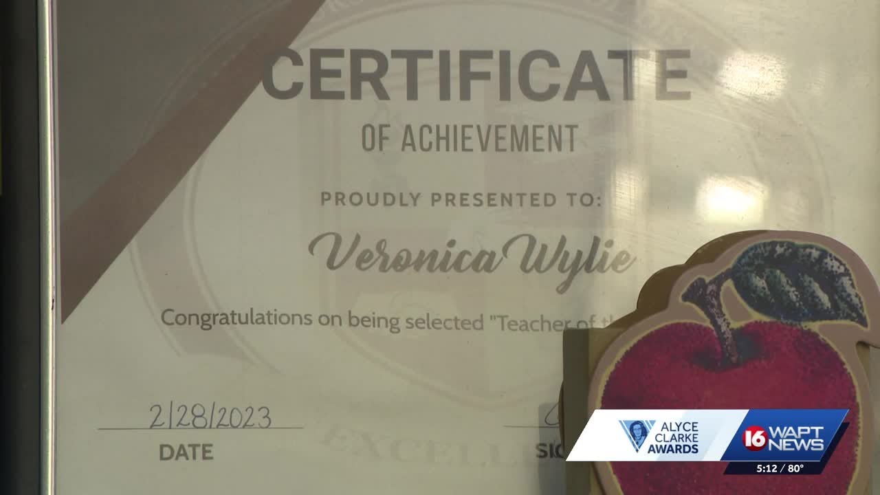 Hazlehurst High School teacher surprised with Alyce Clarke Award