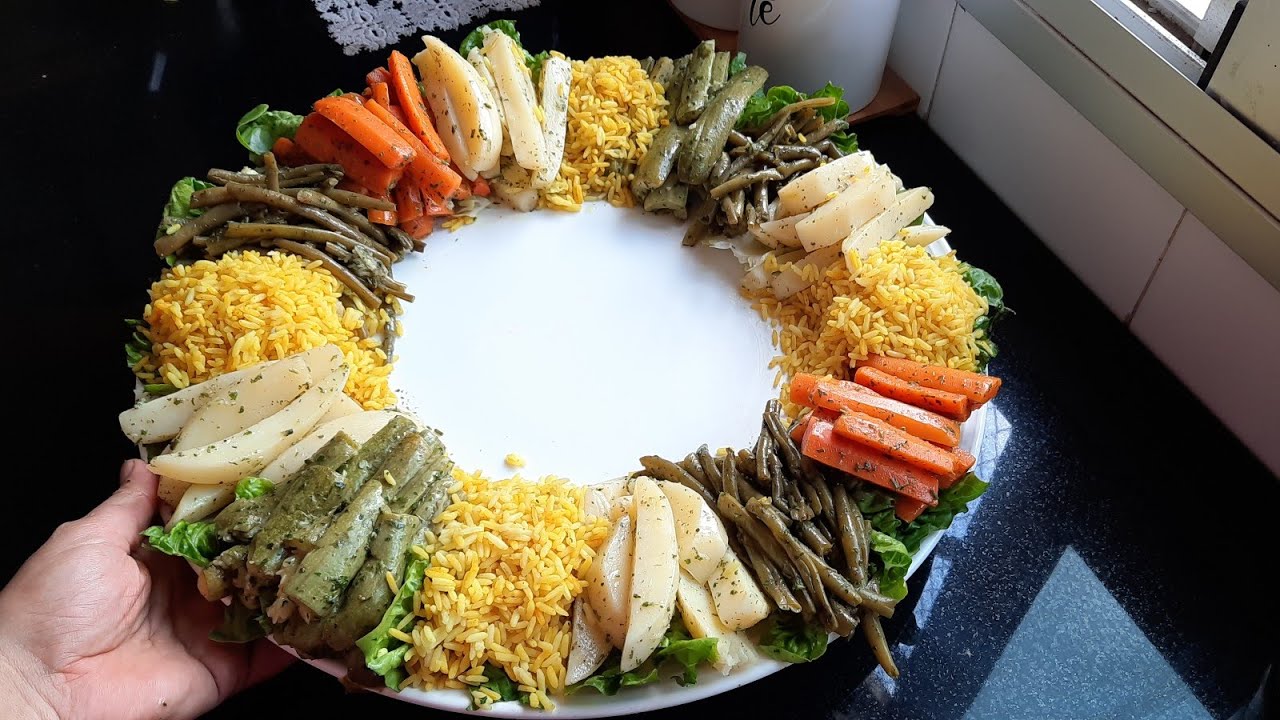 خضر مبخرة ومفورة بدون كسكاس ولا نقطة ماء كتجي رطبة وفتية وصحية اكثر ضروري تجربوها