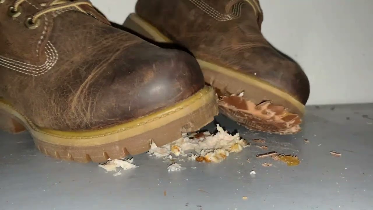 CRUSHING CHOCOLATE AND CHICKEN WITH MY TIMBERLAND BOOTS 🥾🍫