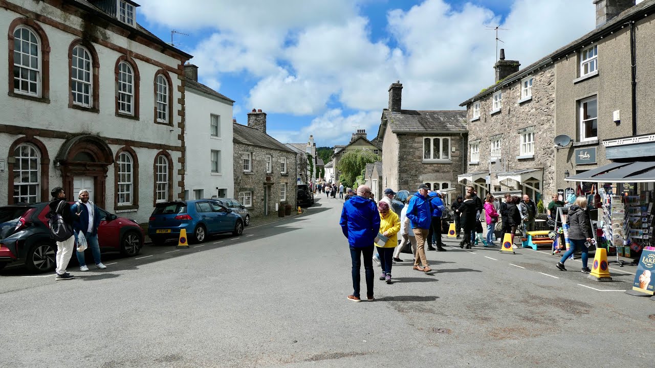 Walking around Lindale, Carmel, and Hampsfell