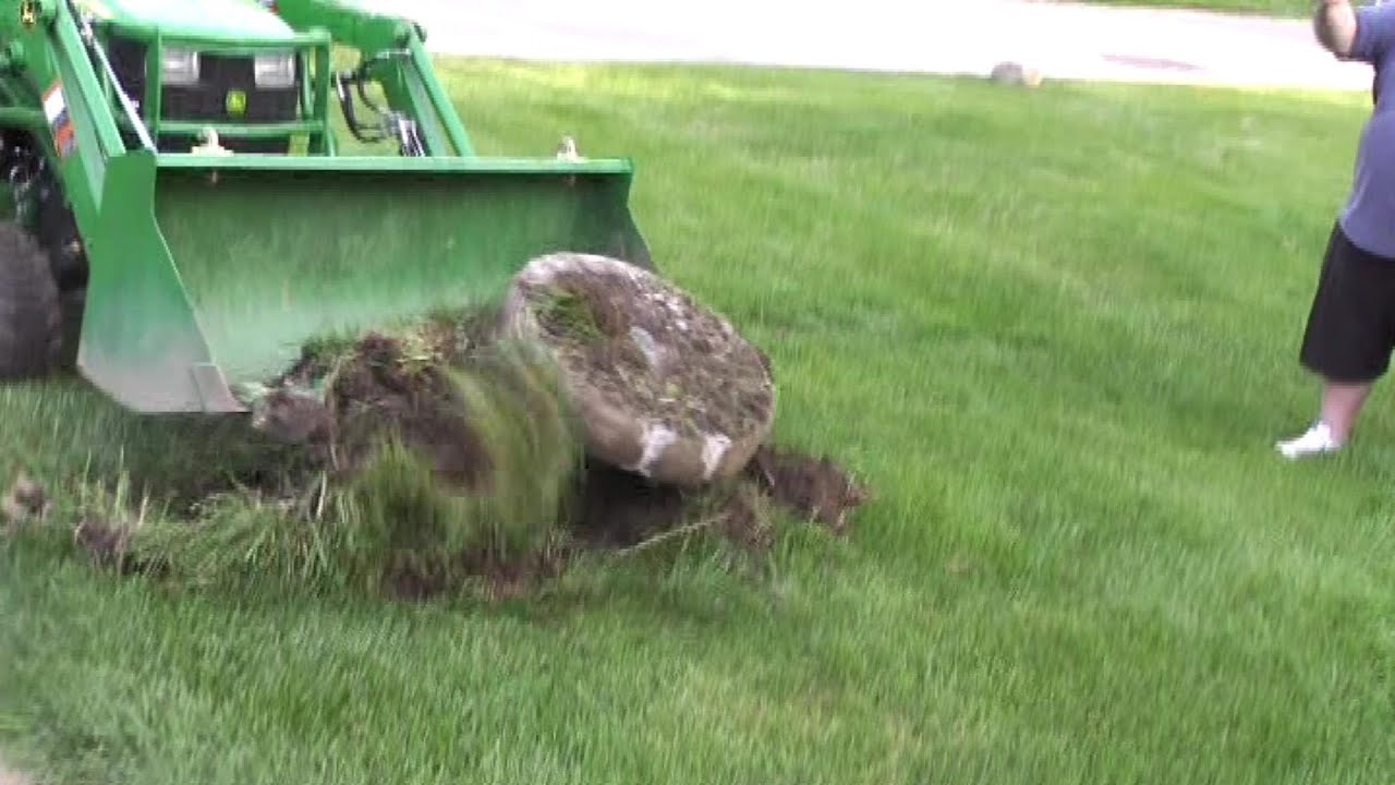#65 John Deere 1025R No Backhoe, No Problem.  Use the Loader and toothbar