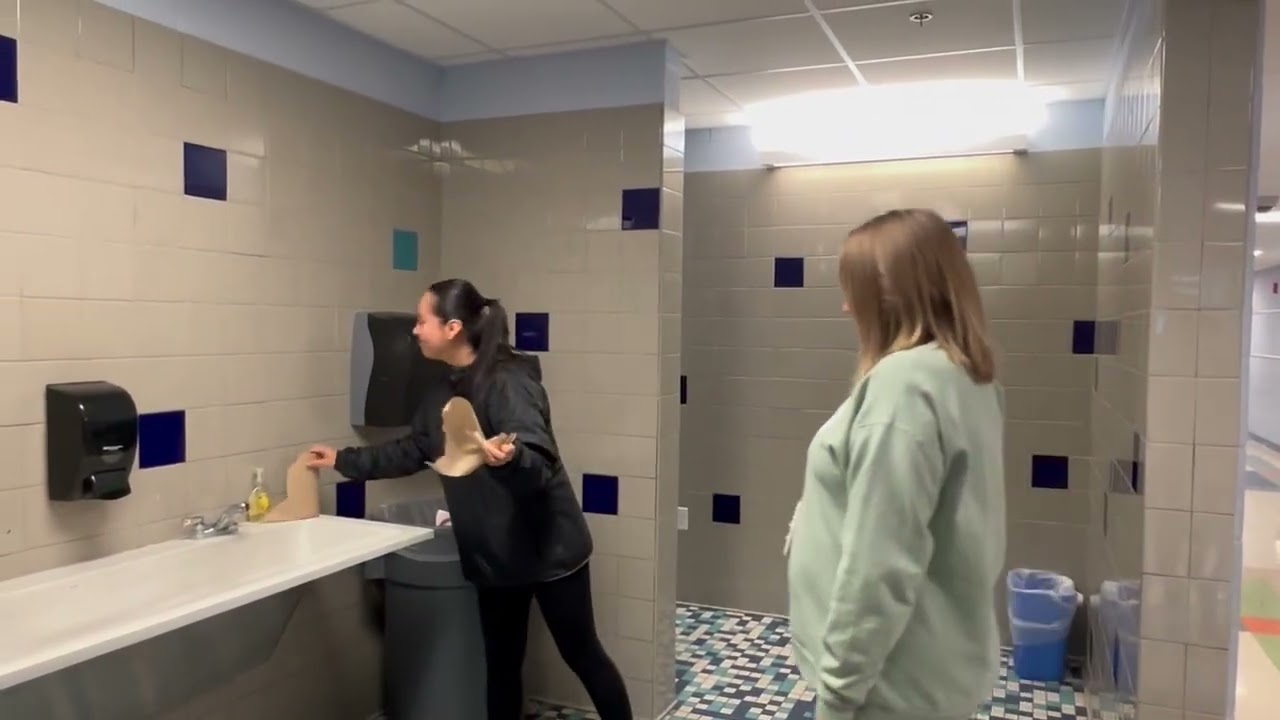 The Binkley Way   Bathroom