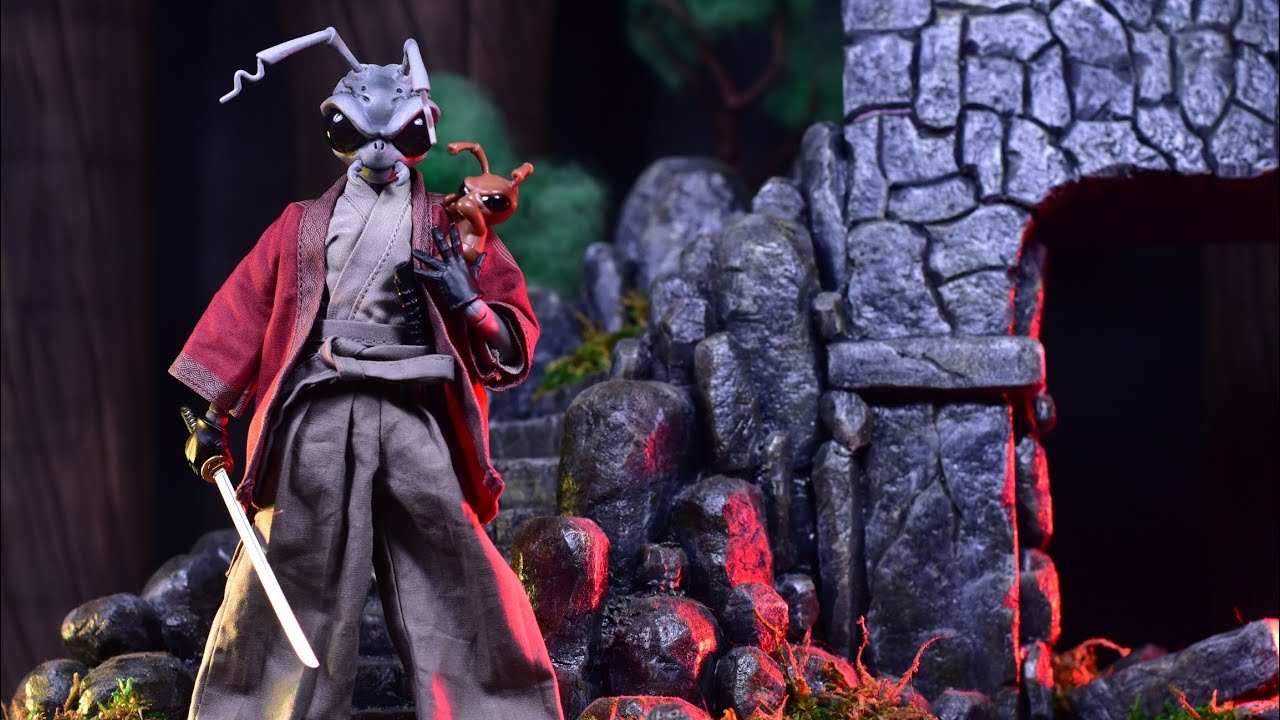 Mezco One:12 Collective Lone Roach and Grub Gomez Review