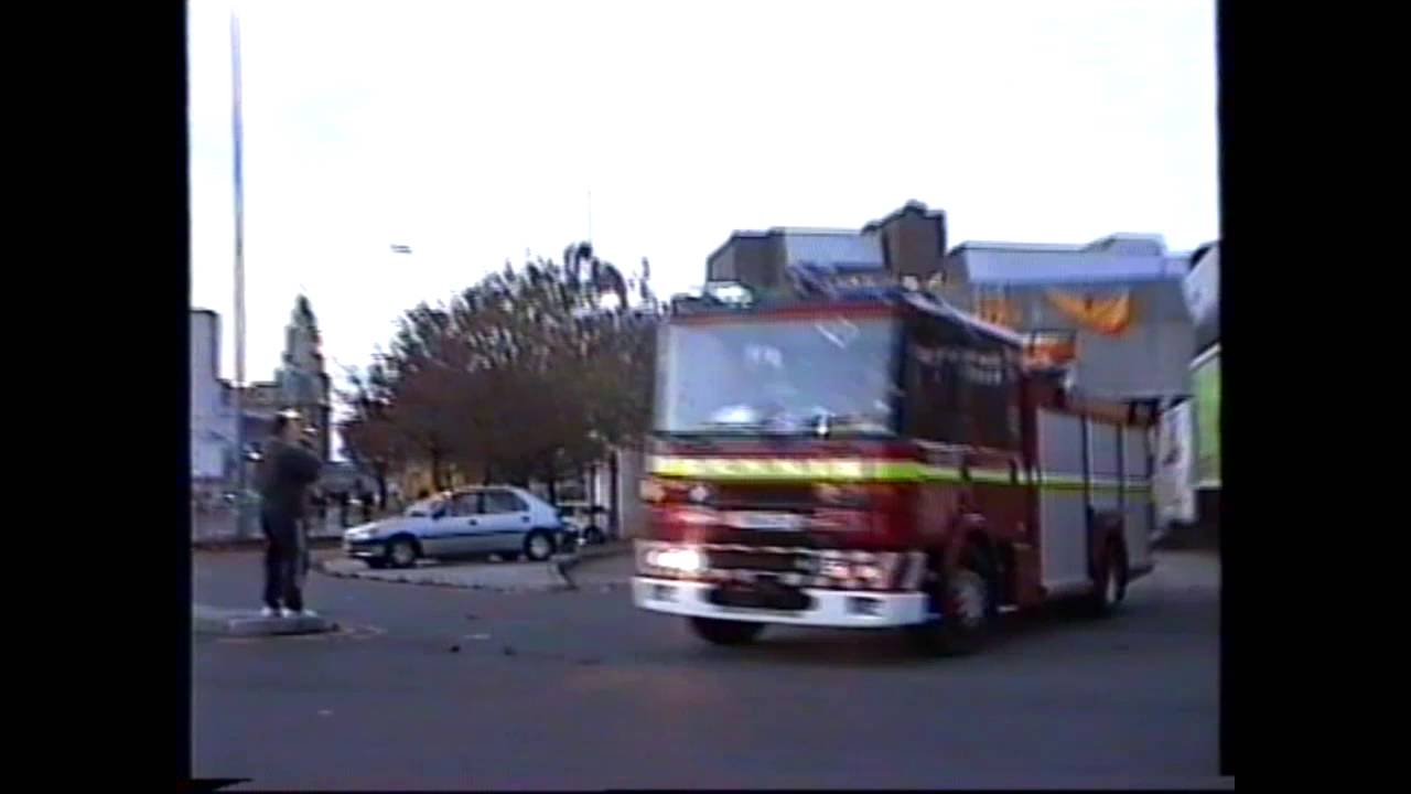 RETRO - MERSEYSIDE FIRE BRIGADE 2006 - FULL TURNOUT CANNING PLACE