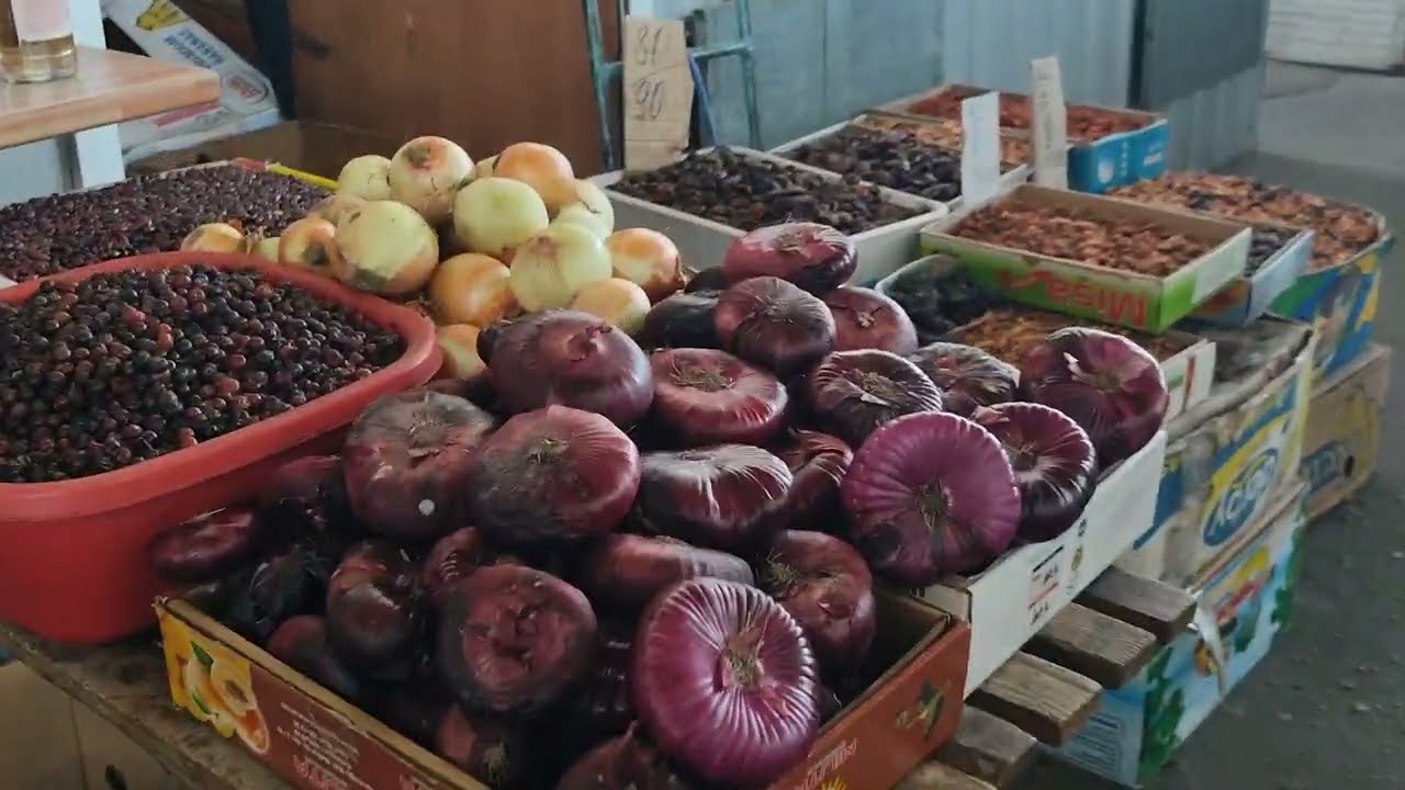 Базар в ПОЛТАВІ де можна все купити, по доступним цінам.