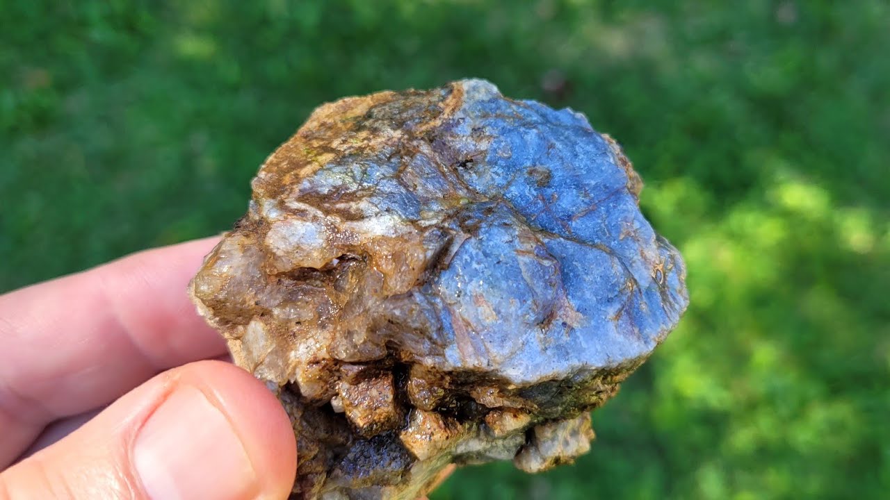Blue crystals and blue skies. 