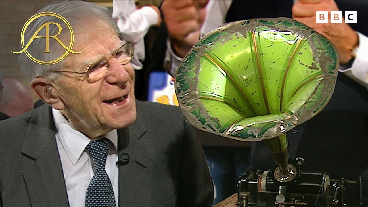 Owner Surprised By Value Of 1903 Edison Phonograph | Antiques Roadshow UK