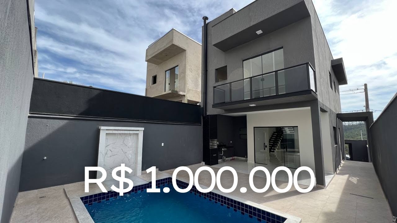 Casa com piscina para venda no Portal dos Ipês em Cajamar - SP