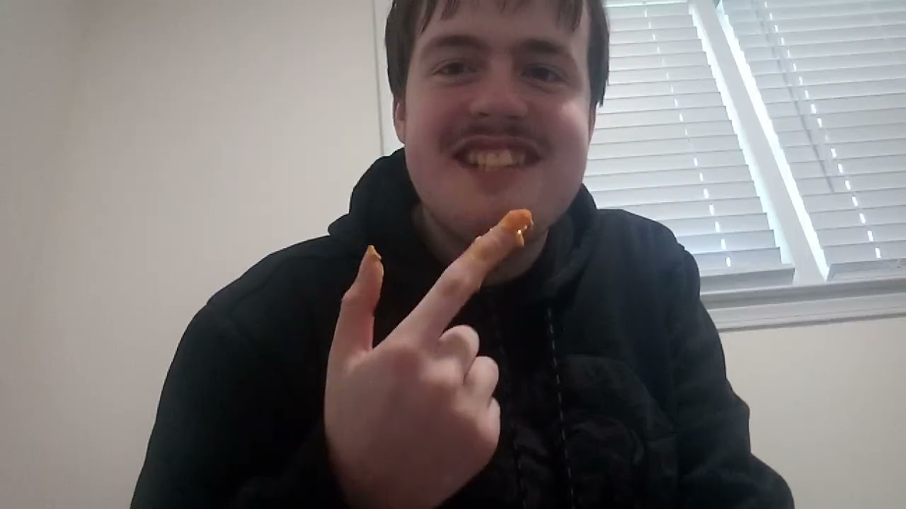 Eating a Taco Bell limited time item! (I STARTED CRYING)
